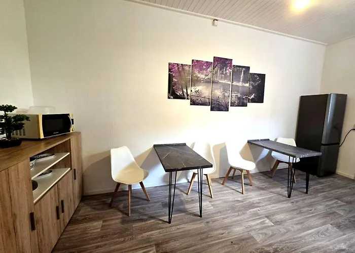 Apartment Zentrumsnah, 4 Zi, Wlan, 7 P Halberstadt